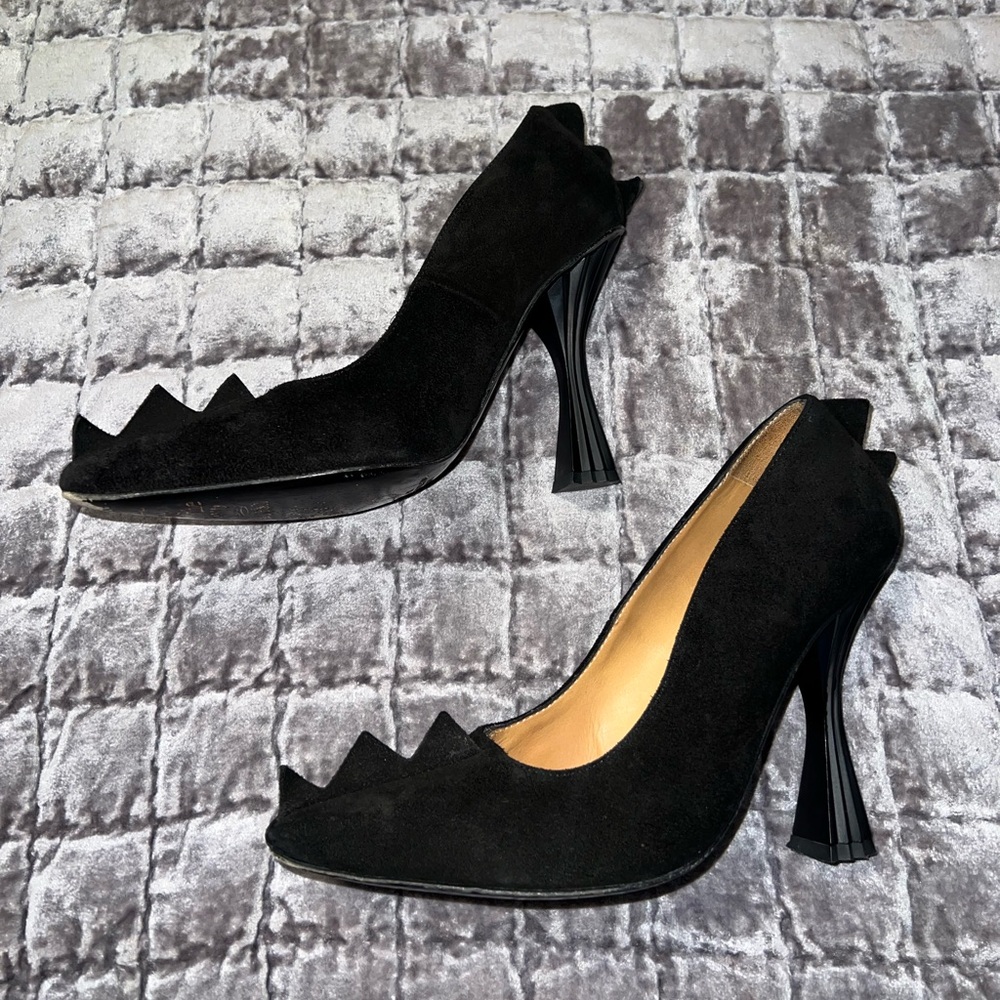 John Fluevog Queen of the Skies Pump Venus